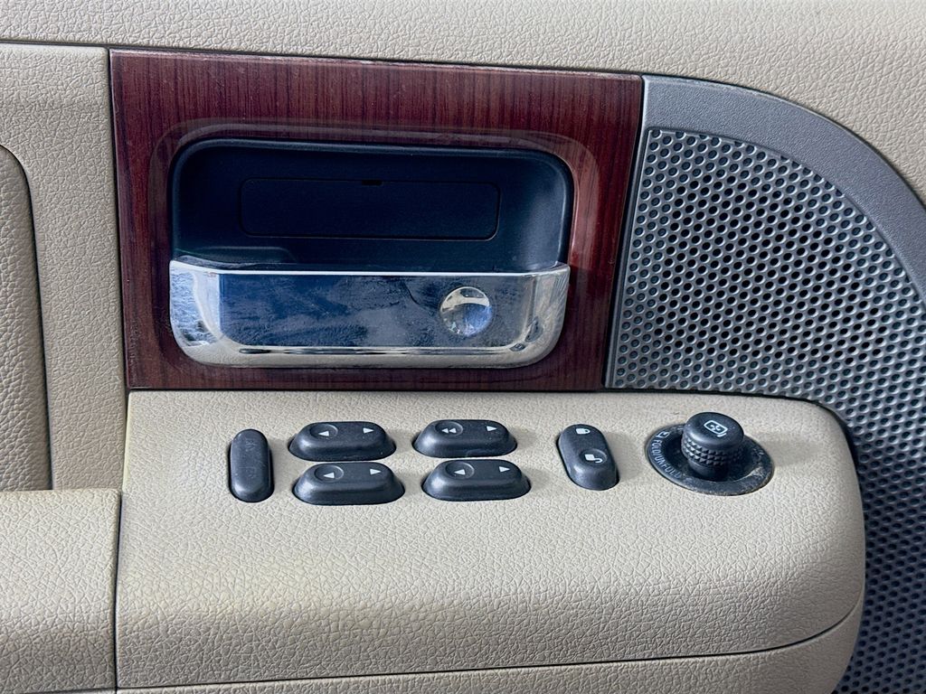 Used Car 2008 Ford F-150  Lariat For Sale Under $10,000 In Austin, Texas