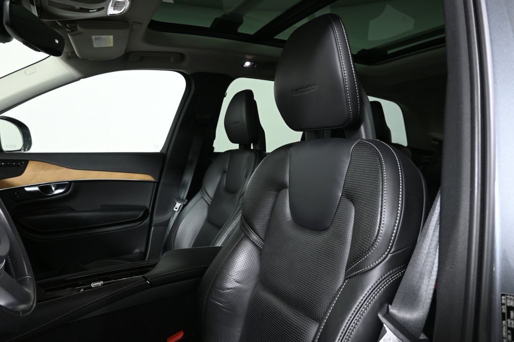 Thumbnail: 2020 Volvo XC90 - 4