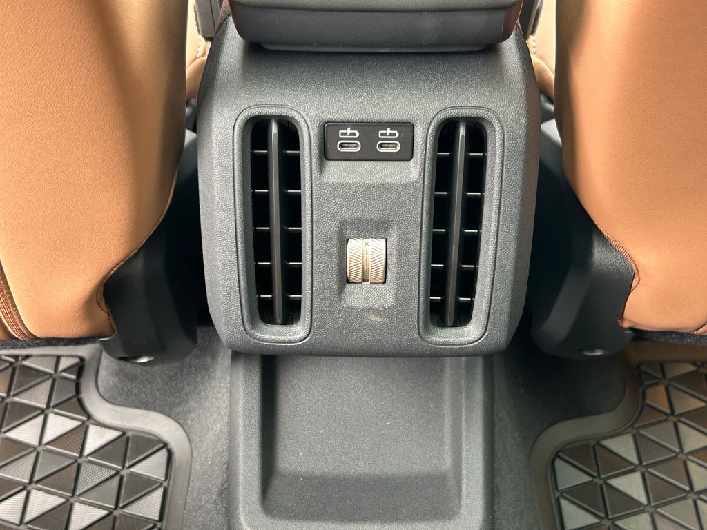 Thumbnail: 2027 MINI Cooper Countryman - 32