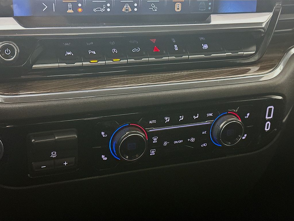 Used 2024 Gray Chevrolet LT image 18