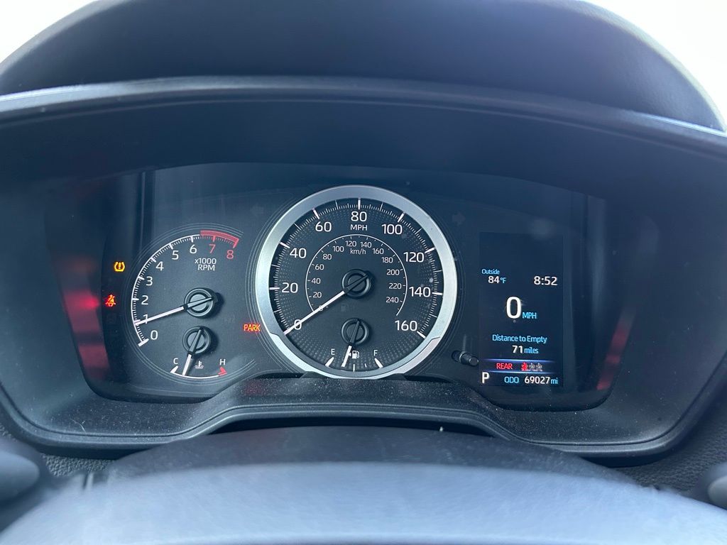 2021 Toyota Corolla LE 22