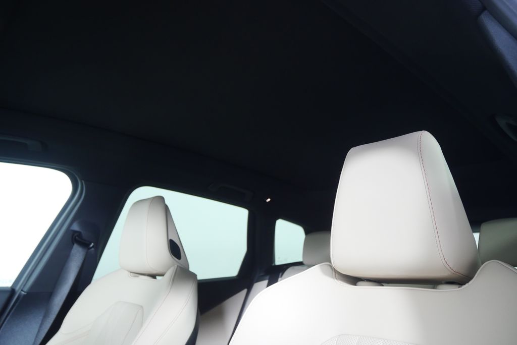 Thumbnail: 2026 BMW X3 - 12