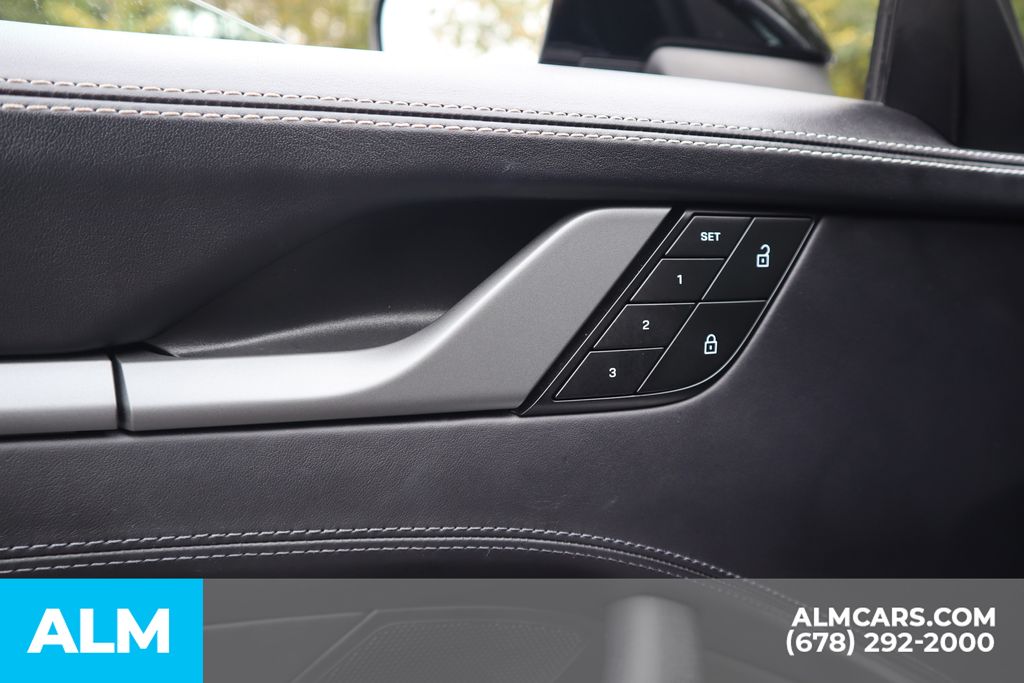 Used 2022 Black Porsche Carrera S image 15