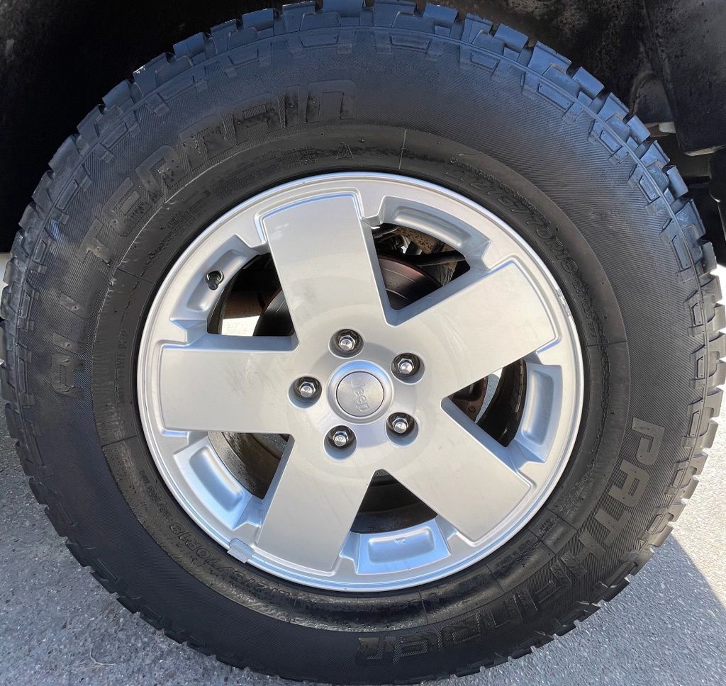 2011 Jeep Wrangler Unlimited Sahara White at Emmons Autoplex