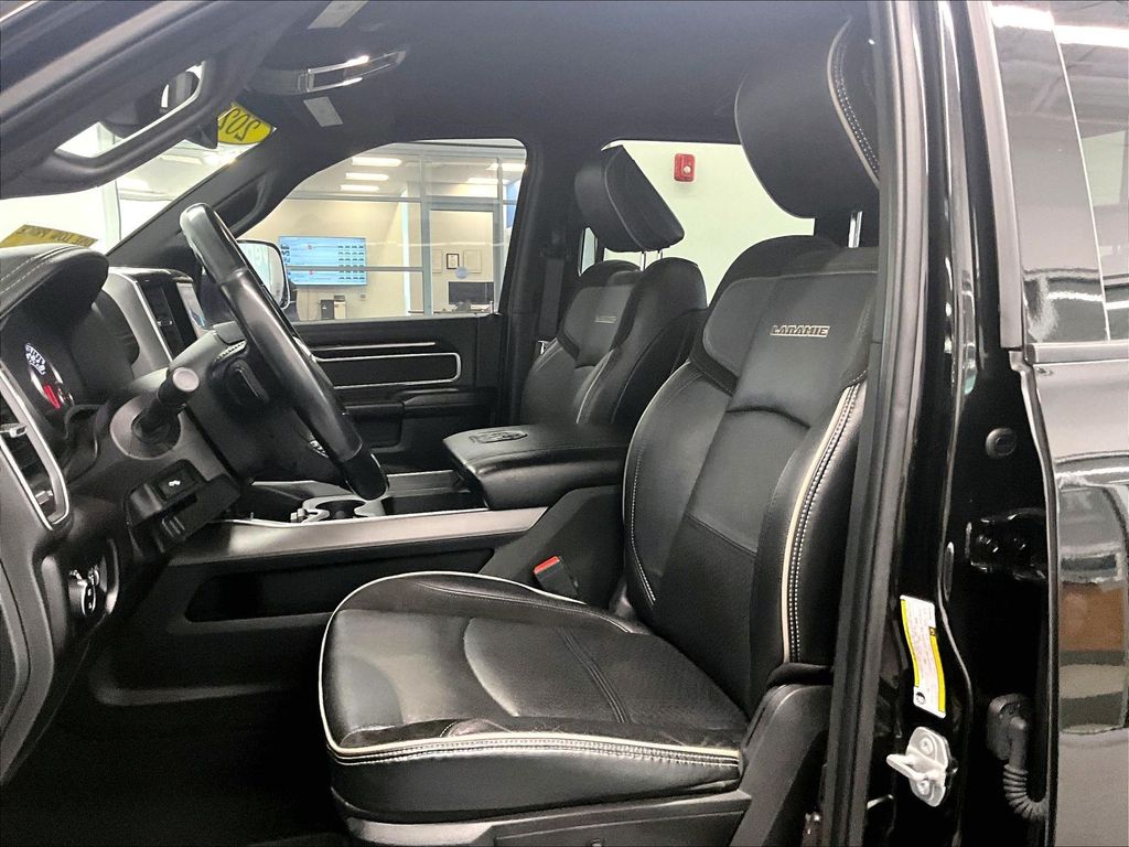 2022 Ram 2500 — photo 10