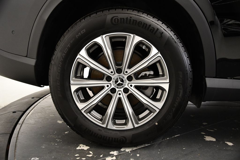 Thumbnail: 2025 Mercedes-Benz GLC - 15