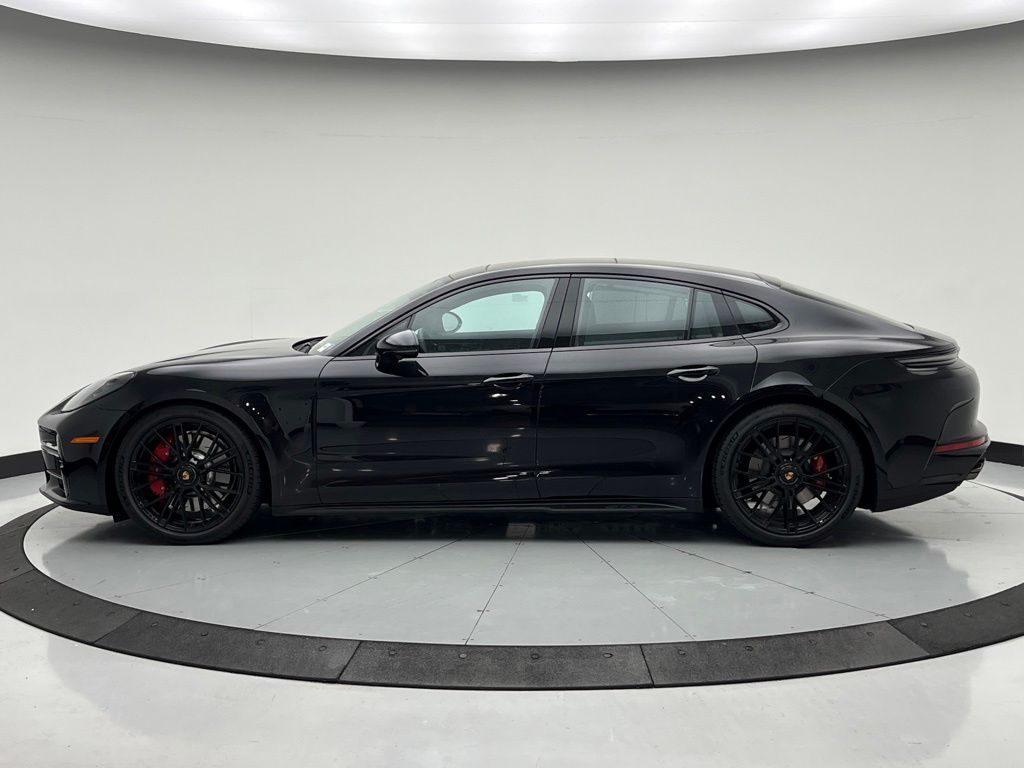 Thumbnail: 2026 Porsche Panamera - 2