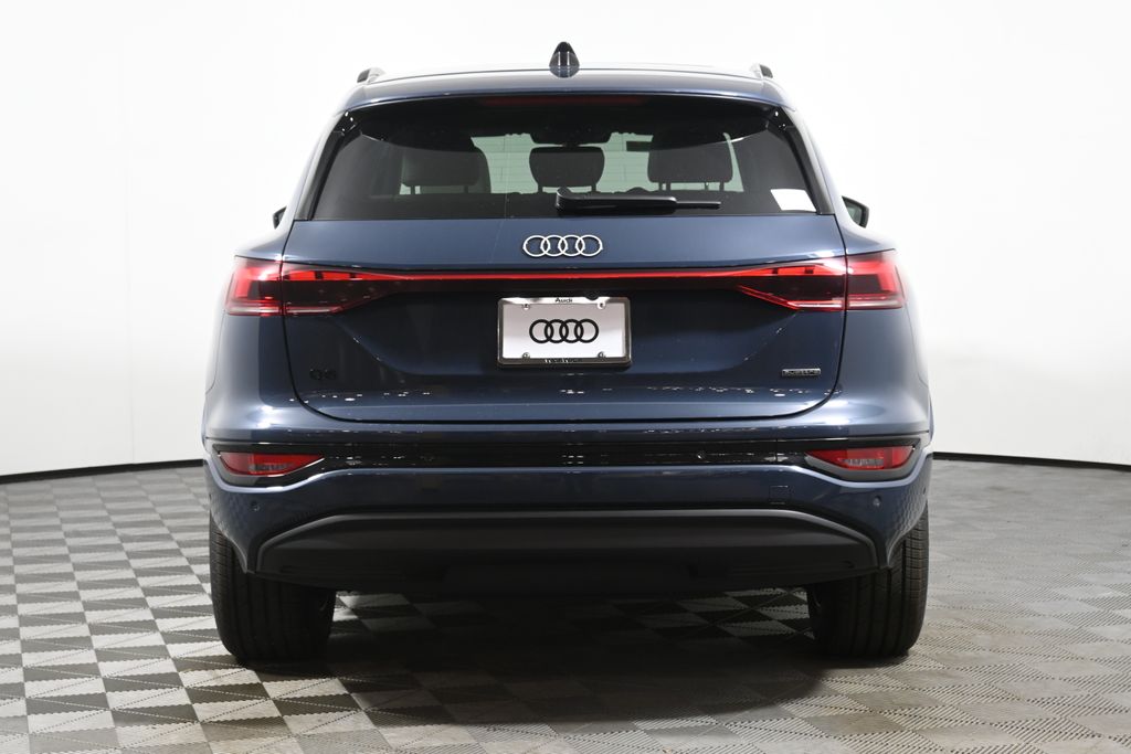 Thumbnail: 2025 Audi Q6 e-tron - 6