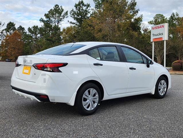 New 2025 Nissan Versa Sedan