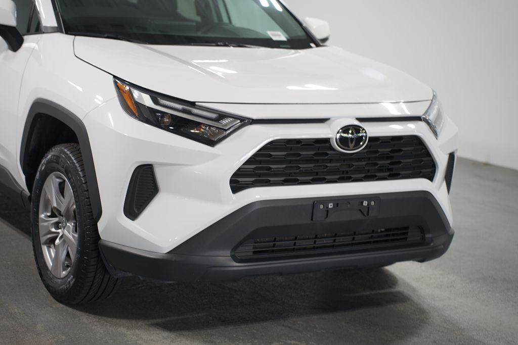 2023 Toyota RAV4 XLE 4