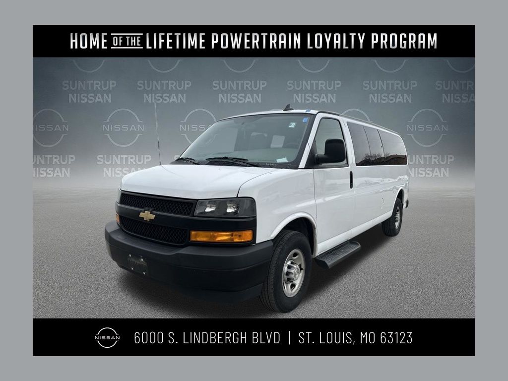 2023 Chevrolet Express 3500 LS Extended RWD