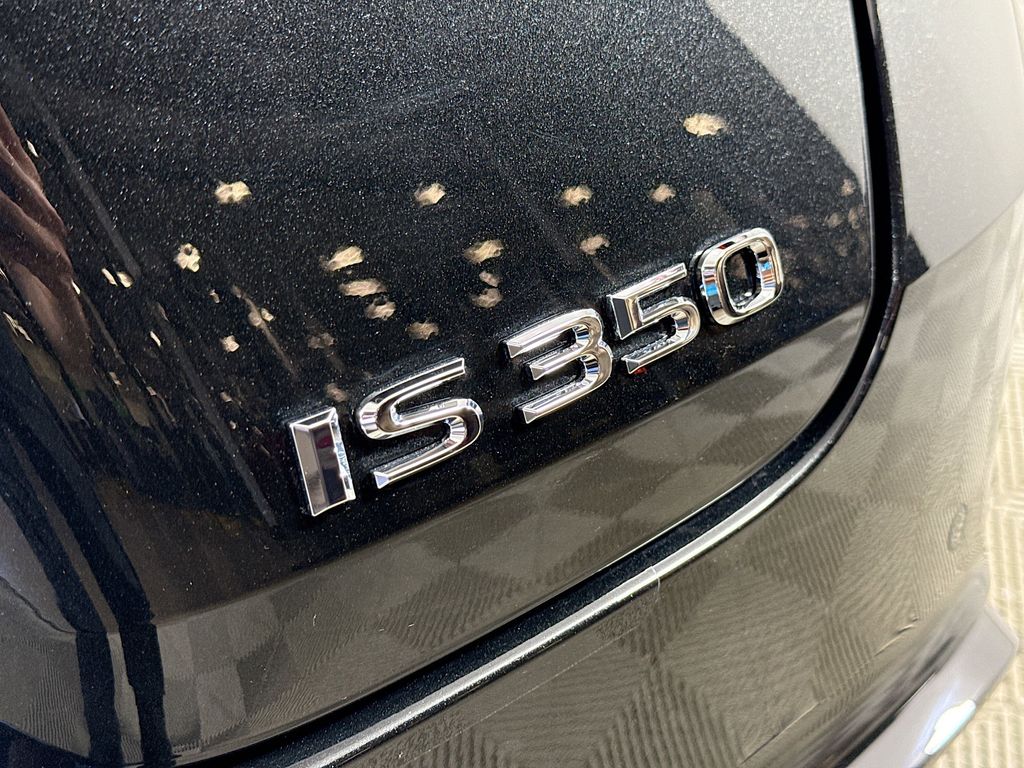 Thumbnail: 2025 Lexus IS - 22