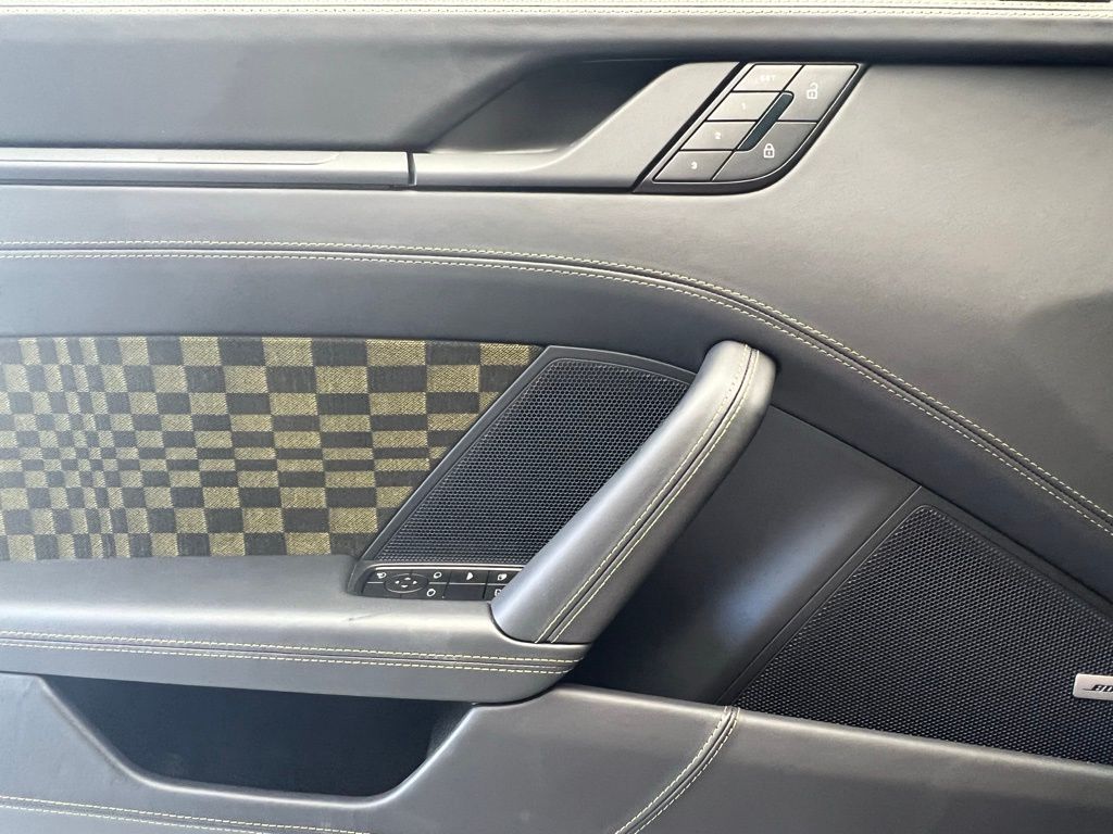 Thumbnail: 2026 Porsche 911 - 19