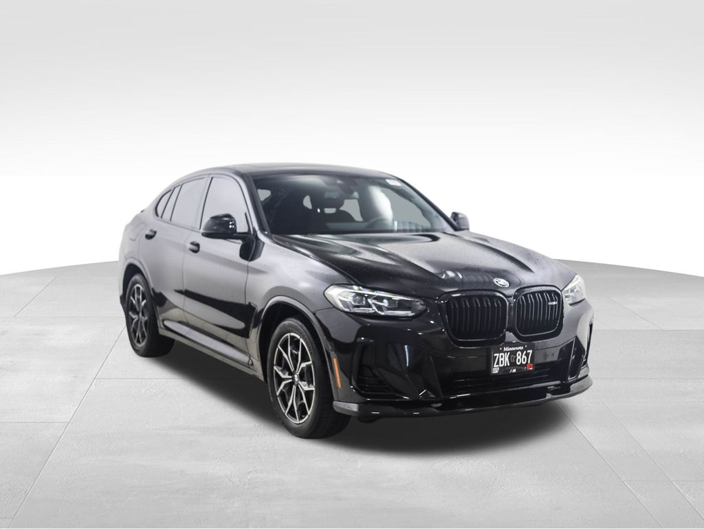 2022 BMW X4 xDrive30i 7