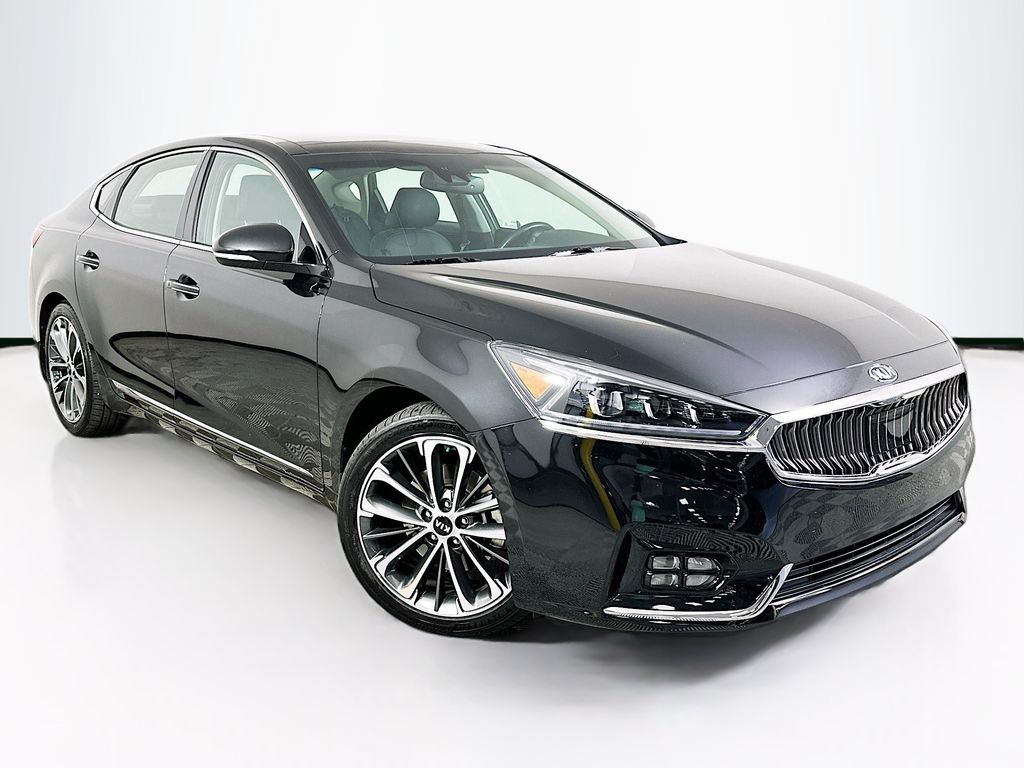 2018 Kia Cadenza Technology