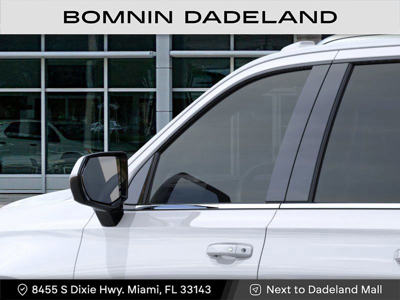 2025 Chevrolet Suburban LS photo