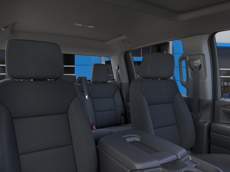 New 2025 White Chevrolet LT image 26