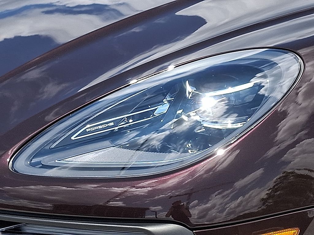 Thumbnail: 2025 Porsche Macan - 12