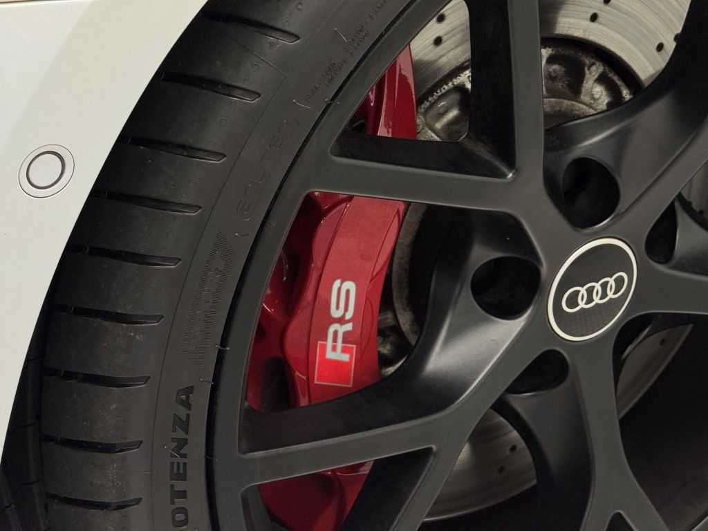 Thumbnail: 2024 Audi RS 3 - 13