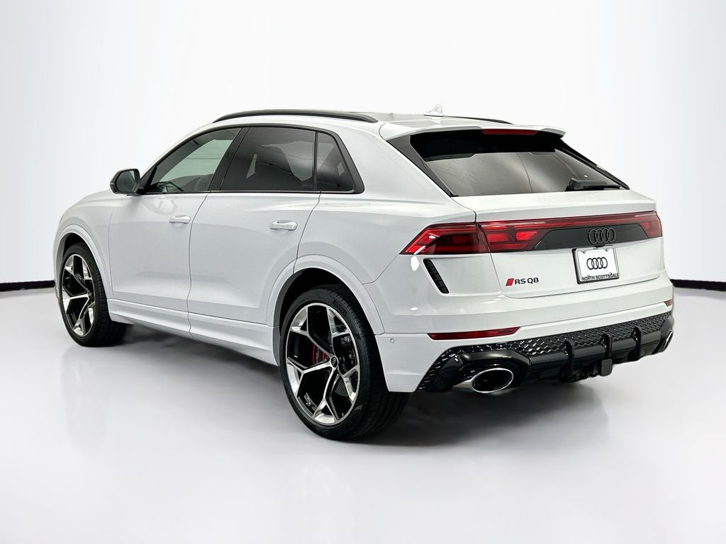 Thumbnail: 2026 Audi RS Q8 - 7