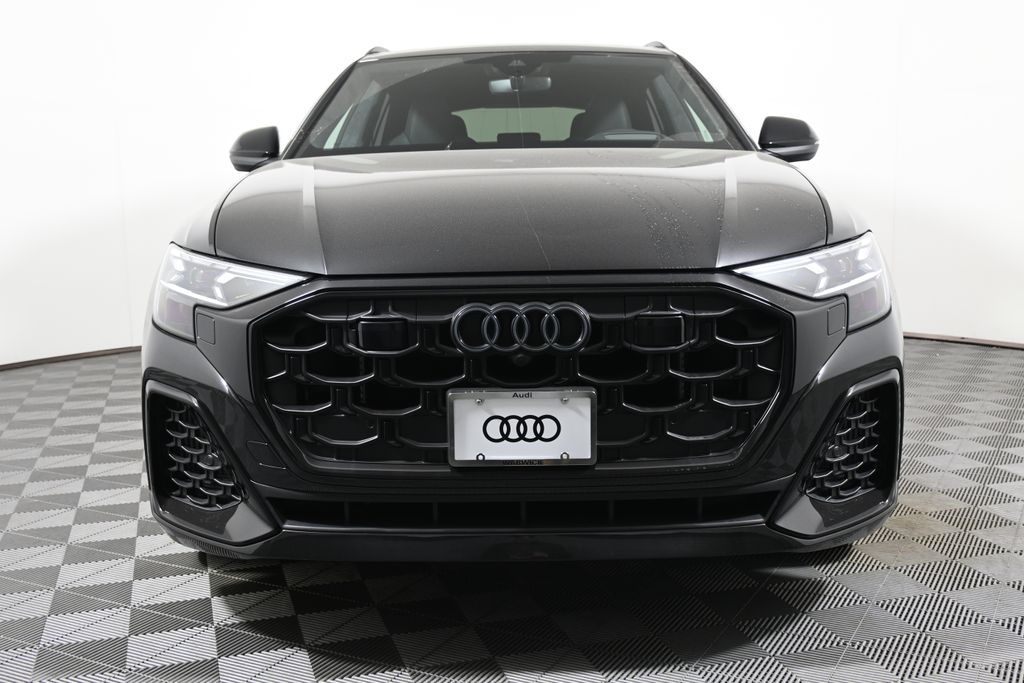Thumbnail: 2026 Audi SQ8 - 9