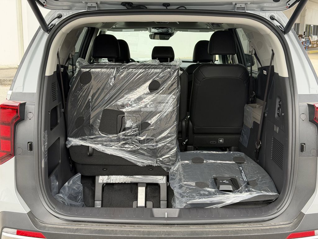 new 2026 Kia Carnival car, priced at $42,979