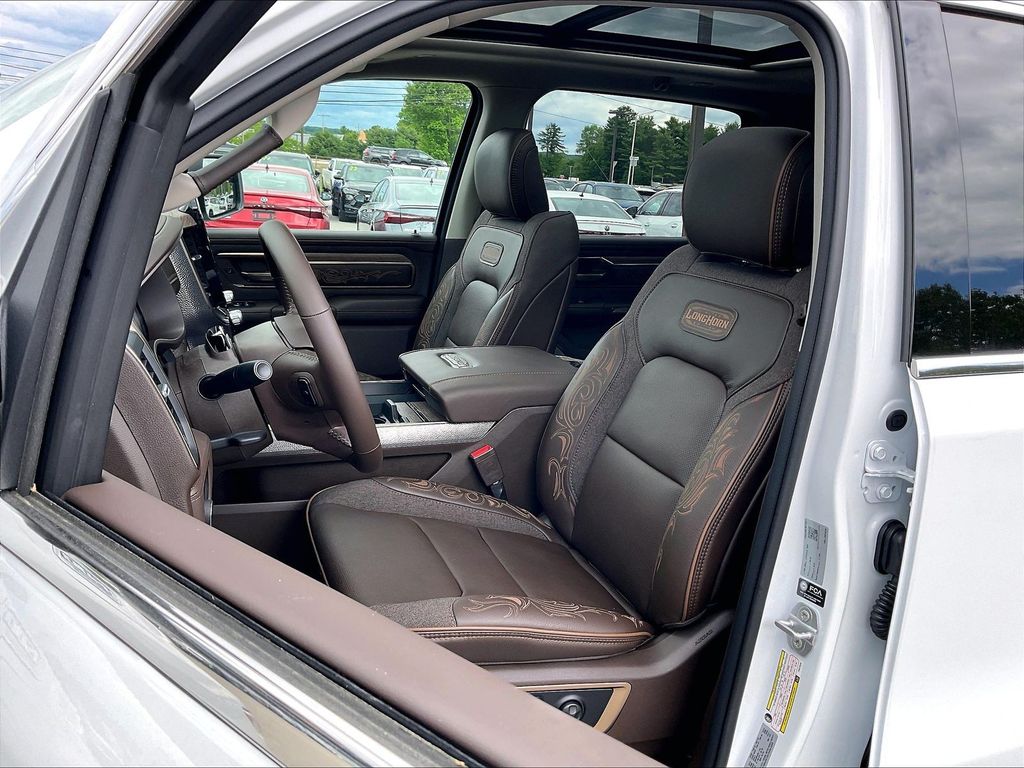 2026 Ram 1500 — photo 11