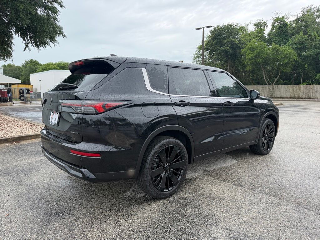 New 2026 Mitsubishi Outlander SUV