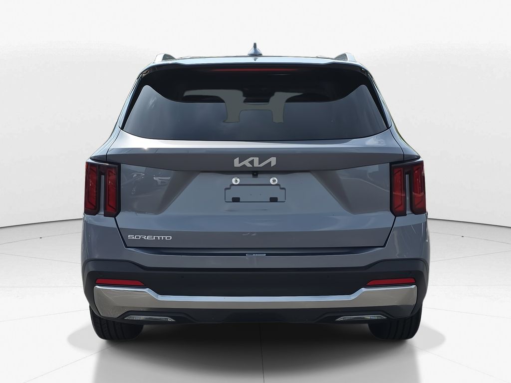 2024 Everlasting Silver Kia Sorento S FWD SUV