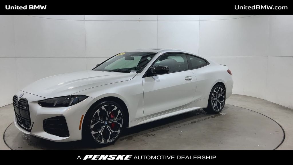Thumbnail: 2025 BMW 4 Series - 4