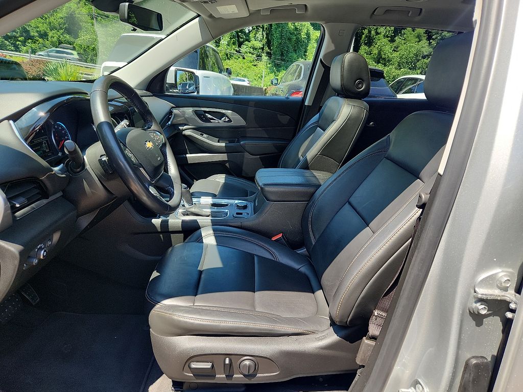 Thumbnail: 2019 Chevrolet Traverse - 13