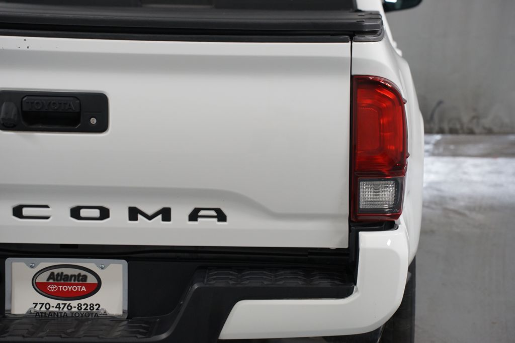 Thumbnail: 2023 Toyota Tacoma - 10