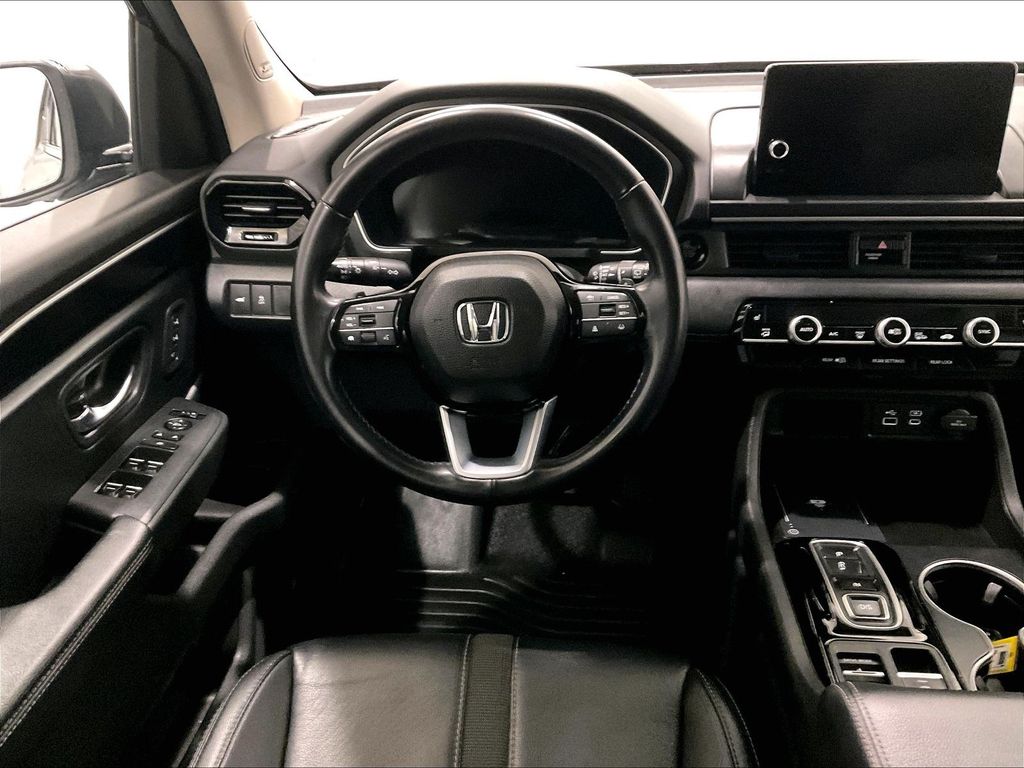 2023 Honda Pilot — photo 18