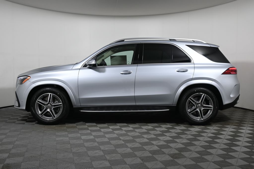 Thumbnail: 2026 Mercedes-Benz GLE - 2