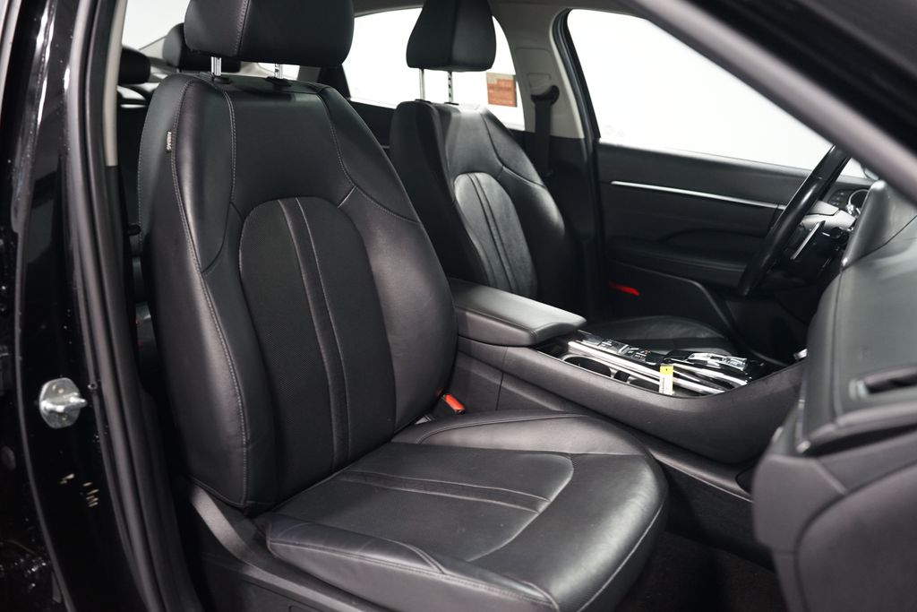 Thumbnail: 2021 Hyundai Sonata - 30