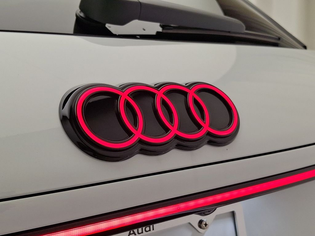 Thumbnail: 2026 Audi Q3 - 19