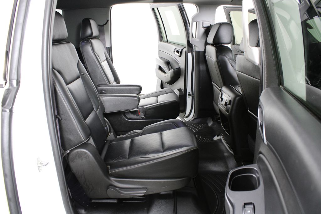 Used 2016 Chevrolet Suburban for sale in 