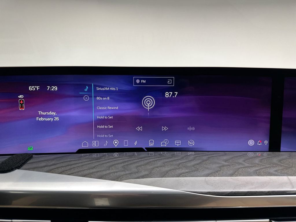 Thumbnail: 2025 Cadillac Escalade IQ - 28