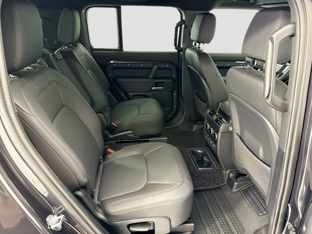 Thumbnail: 2026 Land Rover Defender - 21