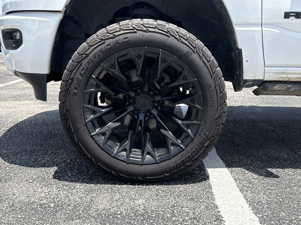 2023 Ram 1500 Laramie - 8