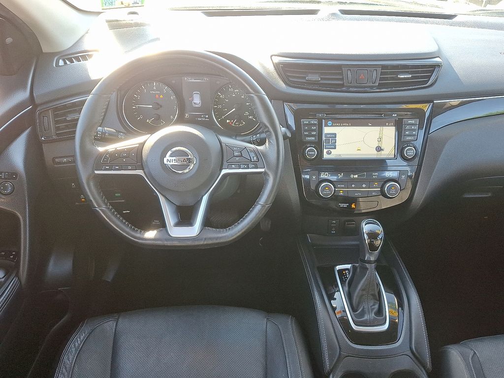 2018 Nissan Rogue Sport SL 12