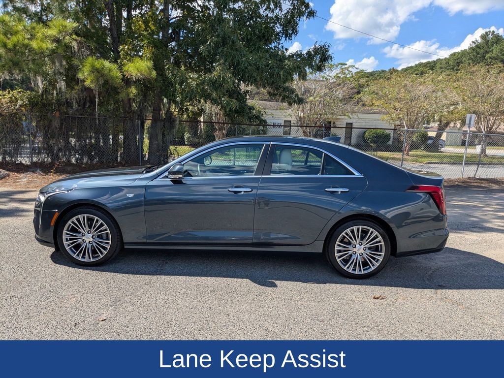 2022 Cadillac CT4 Premium Luxury