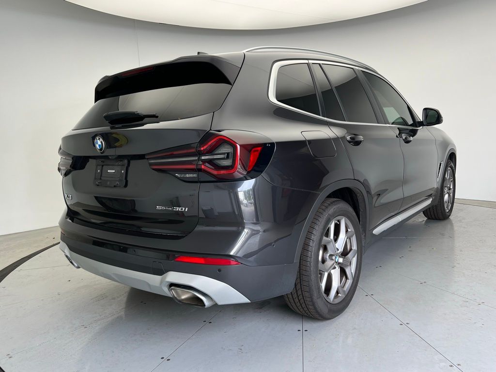 Thumbnail: 2023 BMW X3 - 3