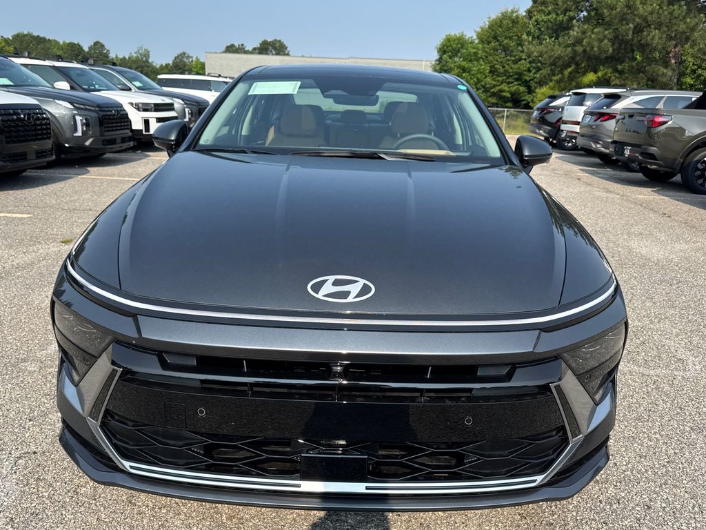2025 Hyundai Sonata Hybrid Limited photo 8