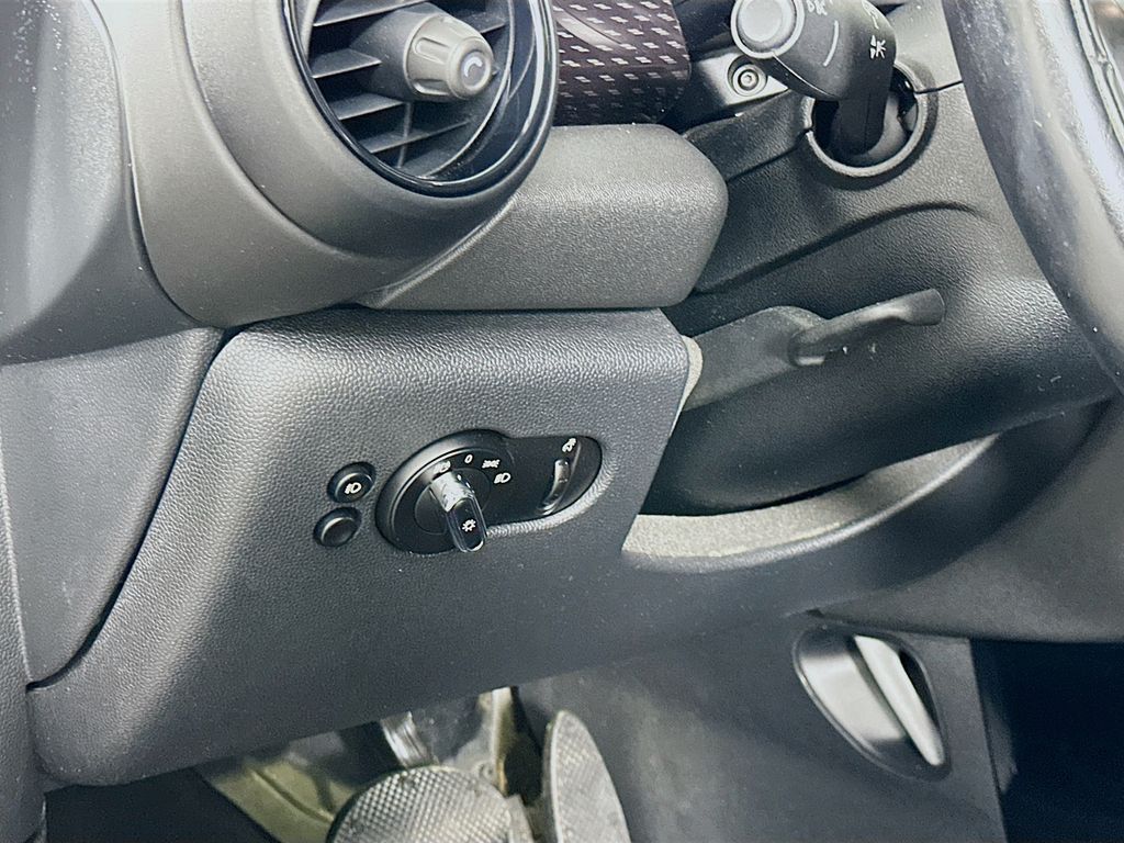 Thumbnail: 2017 MINI Cooper - 10