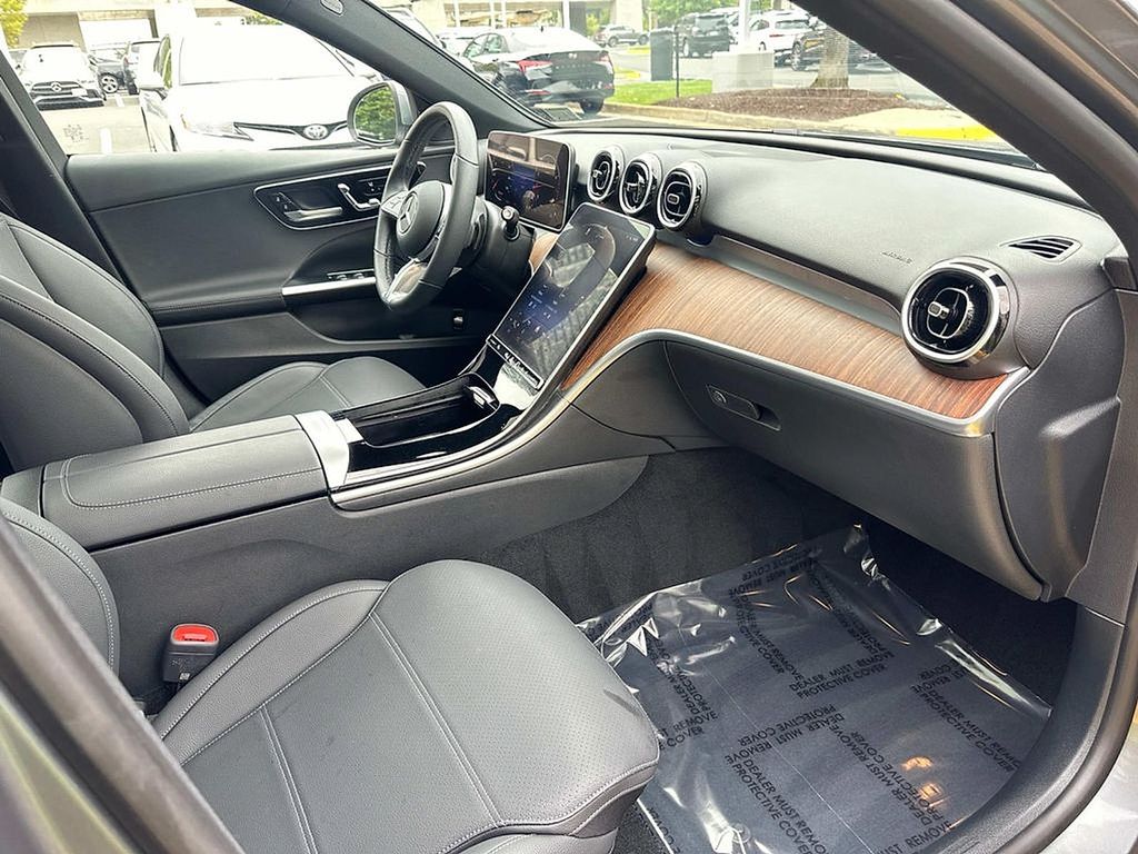 Thumbnail: 2024 Mercedes-Benz C-Class - 20