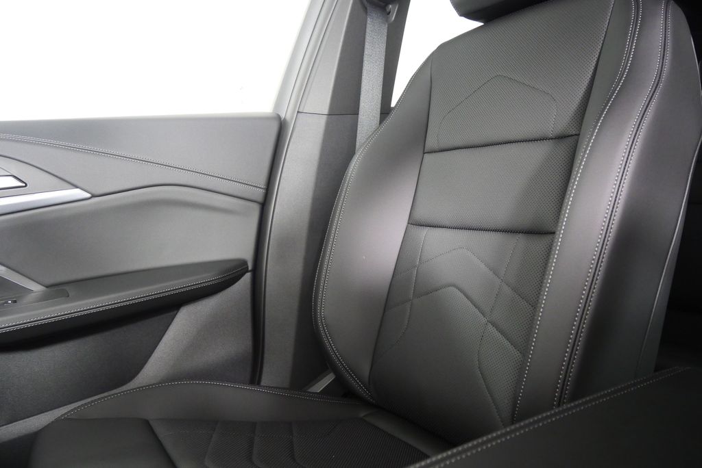 2025 BMW X1 xDrive28i 24