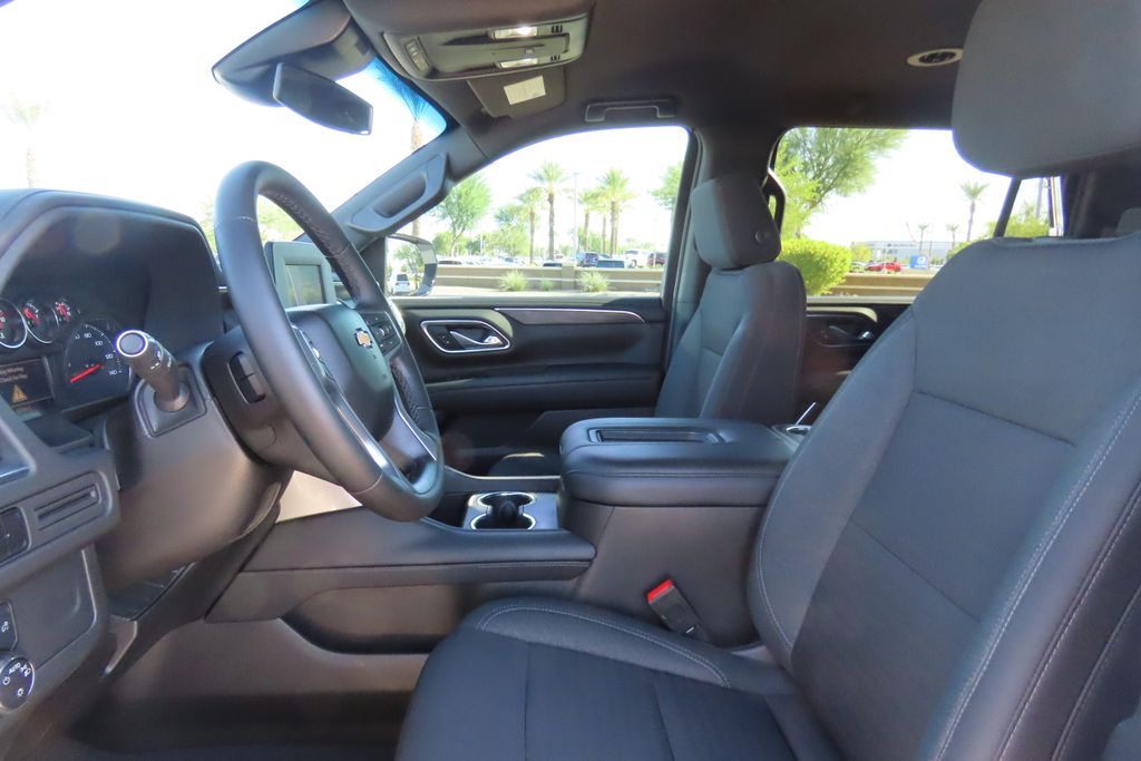Thumbnail: 2023 Chevrolet Suburban - 18