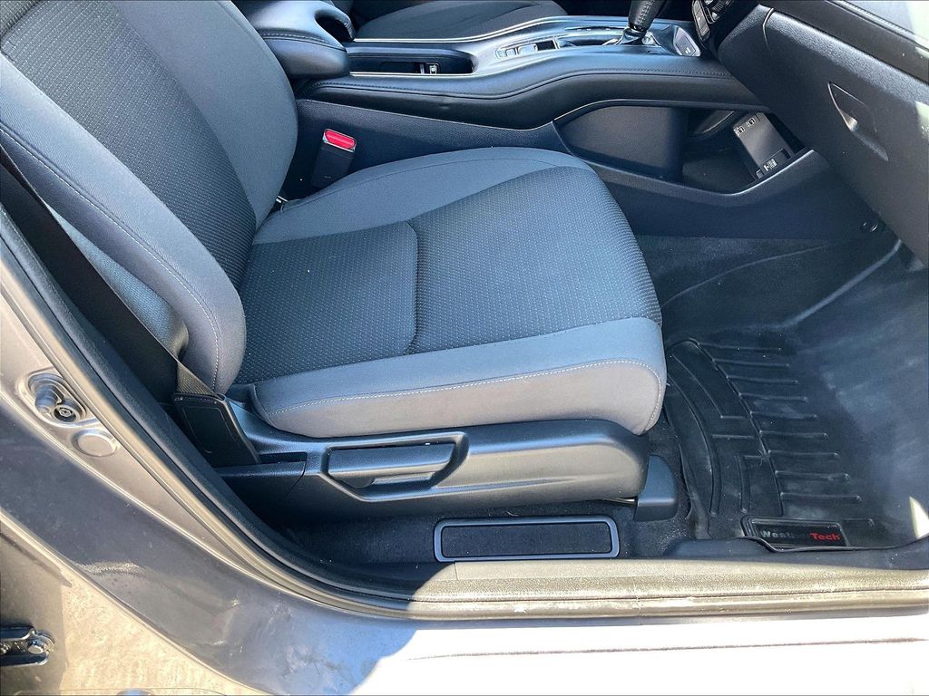 2021 Honda HR-V — photo 35