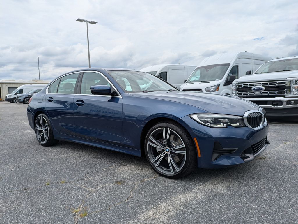 2022 BMW 330i 